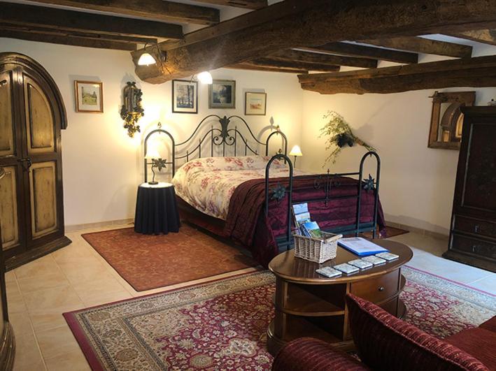 La Ferme Studio Apartments Condé-sur-Noireau Kültér fotó