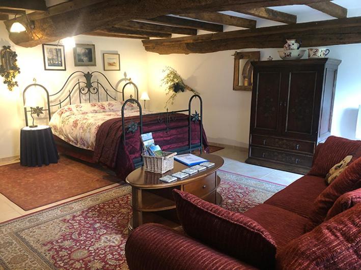 La Ferme Studio Apartments Condé-sur-Noireau Kültér fotó
